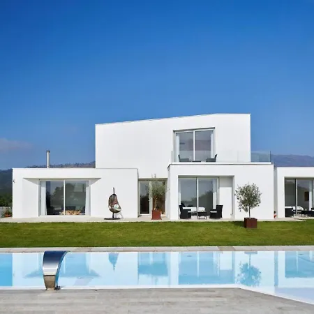 Oliveira House Homestay