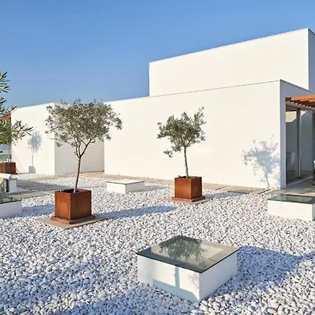 Homestay Oliveira House Castelo Novo